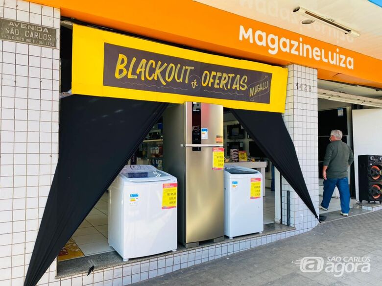Neste sábado (24) o Magalu estará aberto até as 17h com o blackout de ofertas - Crédito: Divulgação