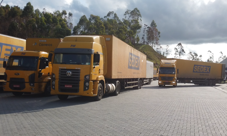 Caminhão dos Correios - Crédito: divulgação
