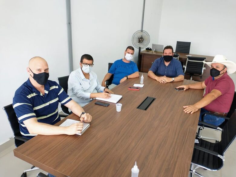 Vereador Bira visita Secretaria Municipal de Agricultura e Abastecimento - Crédito: Divulgação