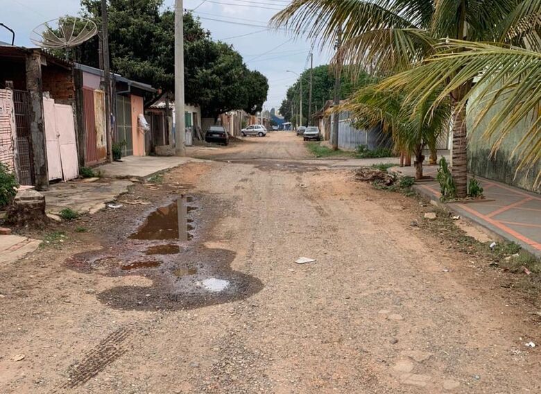 Finalmente rua Luiz Lázaro Zamenhoff será pavimentada - Crédito: Redes sociais