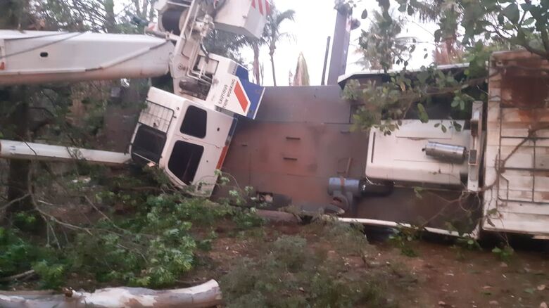 Acidente mata bombeiro em cidade da região; companheiro fica gravemente ferido - Crédito: SCA