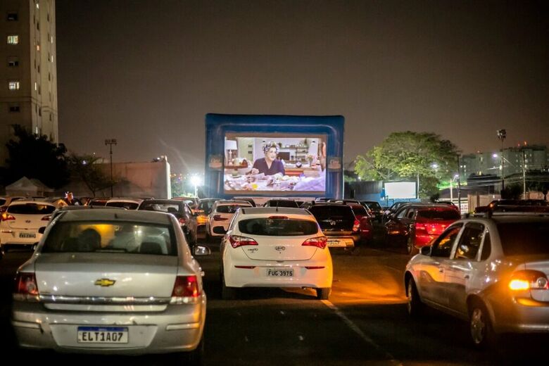 São Carlos recebe cinema drive-in gratuito - Crédito: divulgação
