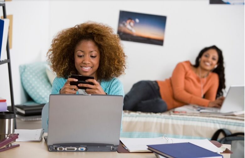 Conclua o ensino médio em poucos meses: faça supletivo online -