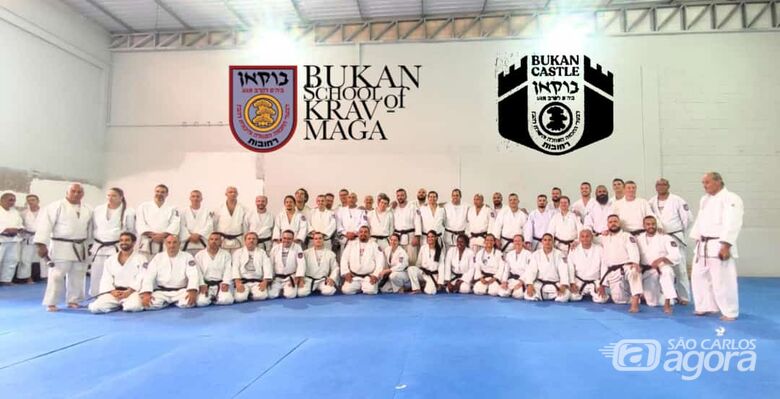 Atuais e novos faixas-pretas da Bukan Krav Maga - Crédito: Divulgação