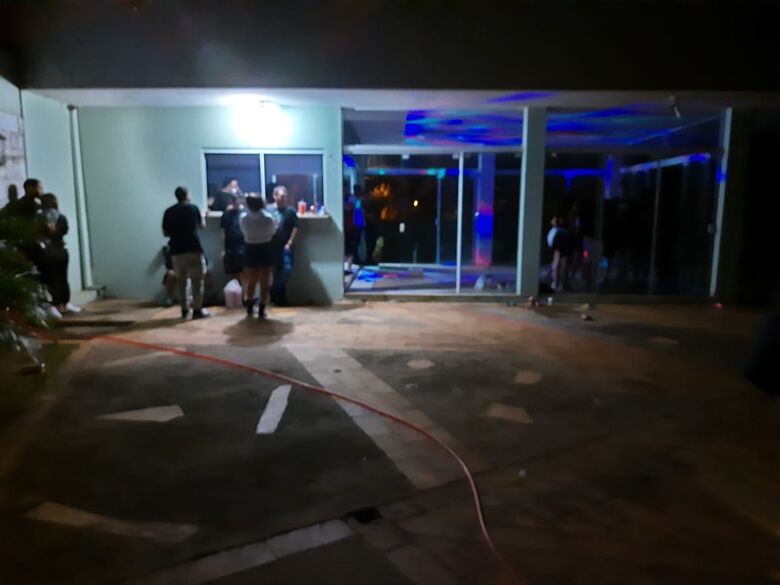 Força Tarefa interdita festa no Parque Belvedere -