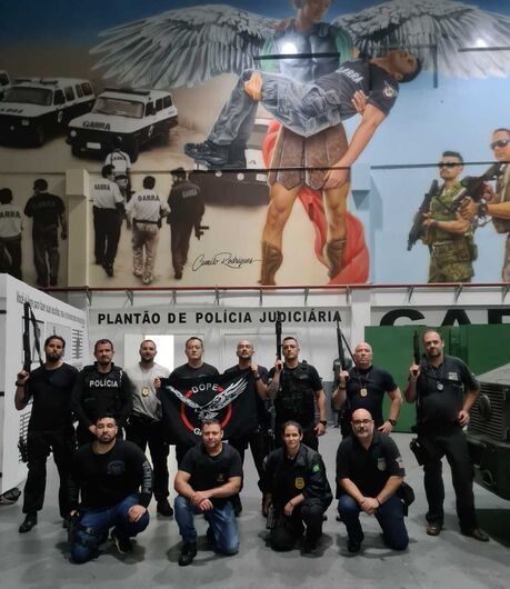 Policiais civis do GOE de São Carlos participam de treinamento na capital - Crédito: divulgação
