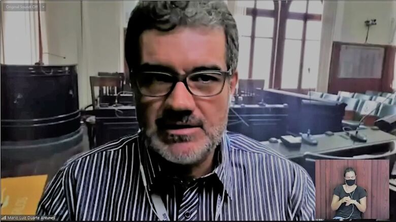 Mário Antunes apresentou um relatório resumido da execução orçamentária do município referente às receitas correntes - Crédito: Divulgação