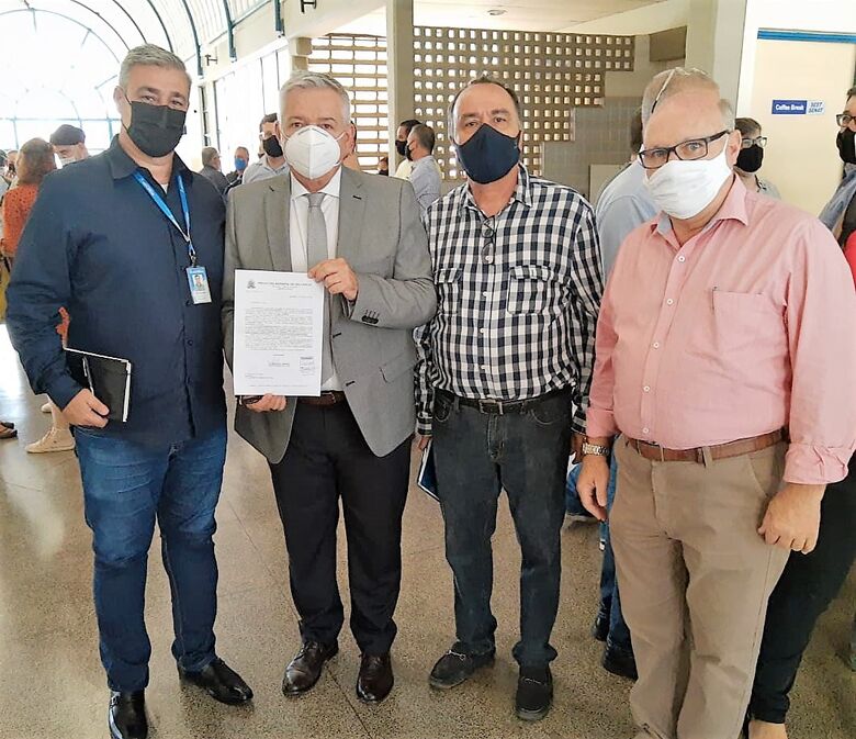 Políticos de usem contra a intenção de se instalar pedágio entre São Carlos e Araraquara - Crédito: Divulgação