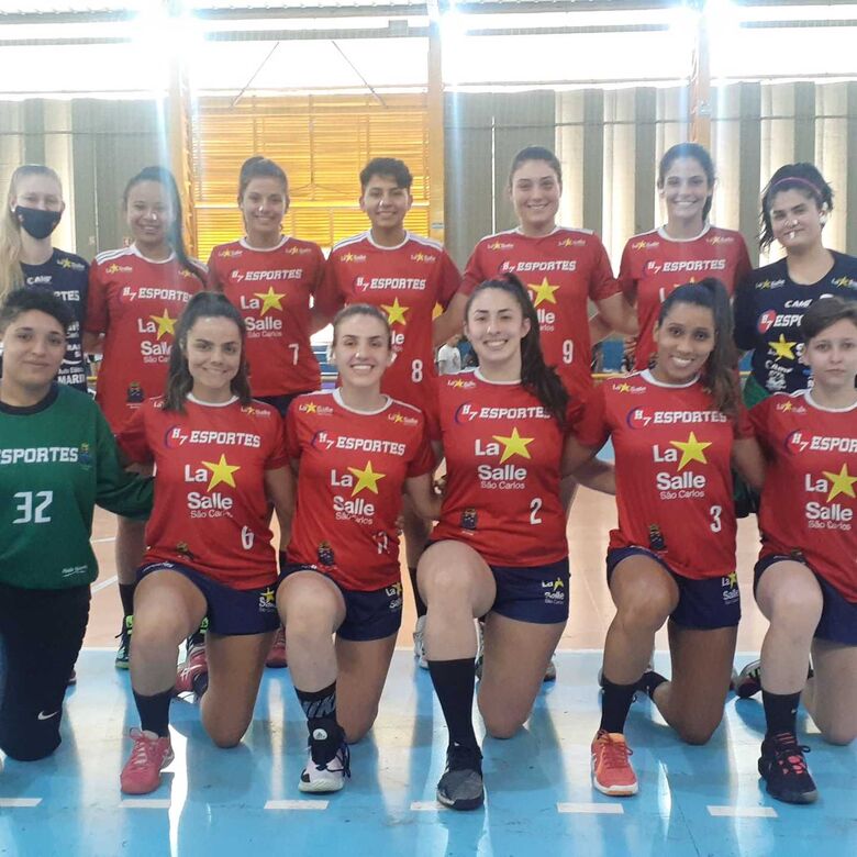 Time são-carlense brilhou frente as atuais campeãs paulista do Pinheiros - Crédito: Marcos Escrivani