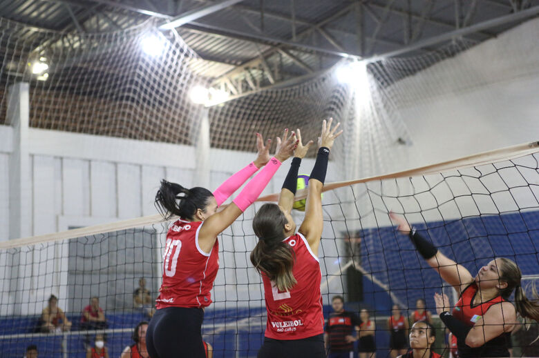 Objetivo/Smec B e Agee A fizeram uma partida bem disputada no Santa Felícia - Crédito: Zé_photografy