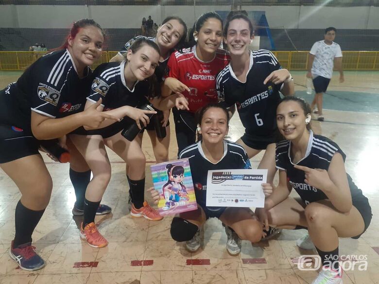 Equipe comemora a conquista e exigem a conquista de Sofia Torreta: a melhor do jogo - Crédito: Divulgação
