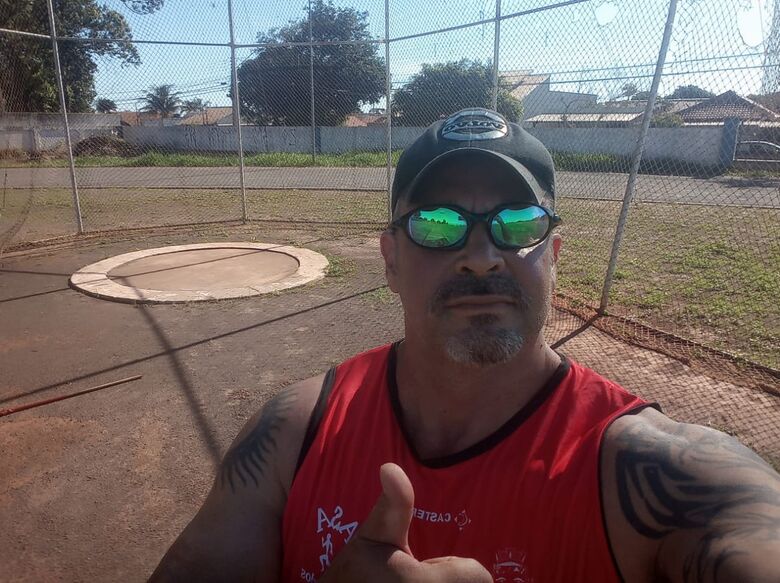 Alessandro é dono de dois recordes brasileiros na categoria master - Crédito: Divulgação