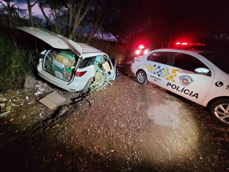 A droga apreendida pela Polícia: carro estava “recheado” - Crédito: Divulgação
