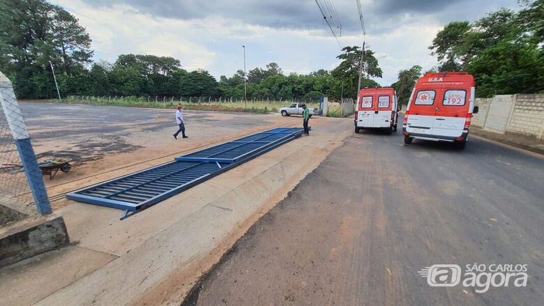 Trabalhador morre esmagado por portão em empresa na região - Crédito: Foto: Rádio/TV Cidade Matão