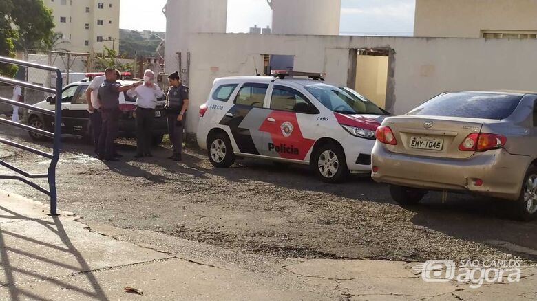 Homem é esfaqueado por vendedor de balas em São Carlos - Crédito: Maycon Maximino