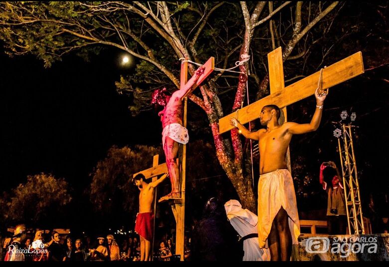 Confira onde assistir a encenação da Paixão de Cristo em São Carlos - 