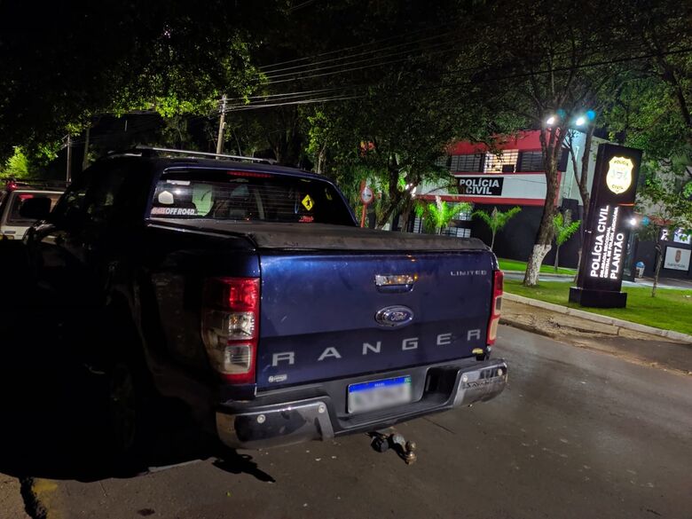 Trio é preso após roubar caminhonete em Ibaté - Crédito: Maycon Maximino