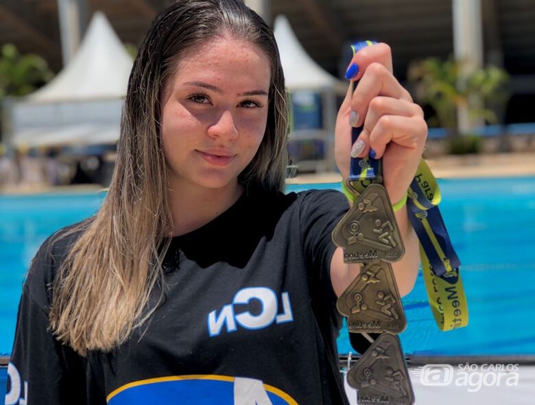Mariana é um dos talentos da natação ACD: atleta estreia em campeonato brasileiro - Crédito: Divulgação