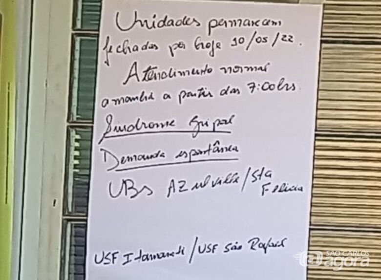 O aviso colocado na UFS do Fagá: sem atendimento à população - Crédito: Divulgação