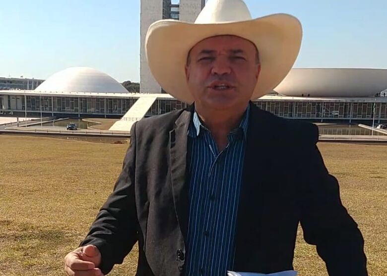 Vereador Bira busca recursos para São Carlos em Brasília - Crédito: divulgação