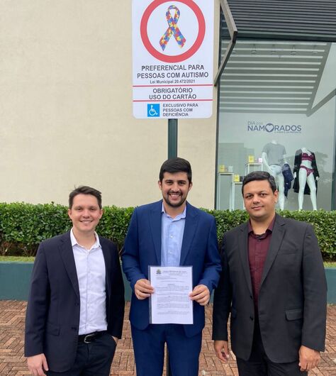 Iguatemi atende lei do vereador Bruno Zancheta e implanta vagas de estacionamento para pessoas com autismo - Crédito: divulgação