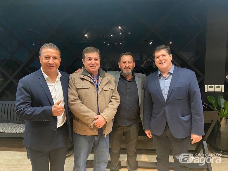 Vice-prefeito Edson Ferraz e pré-candidato Marcos Palermo se reúnem com governador Rodrigo Garcia - Crédito: Divulgação