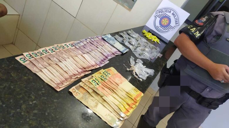 A droga que estava em poder do suspeito e apreendida pela Rocam - Crédito: Maycon Maximino