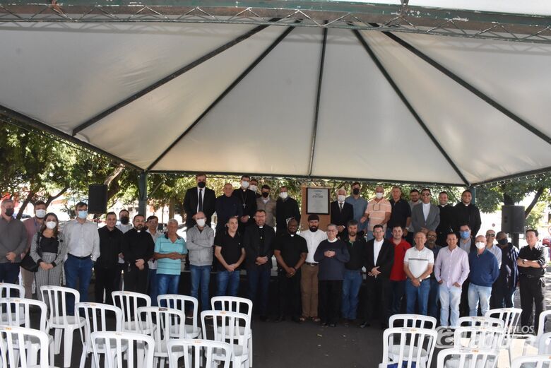 Prefeitura inaugura a praça Dom Joviano de Lima Júnior - Crédito: Divulgação