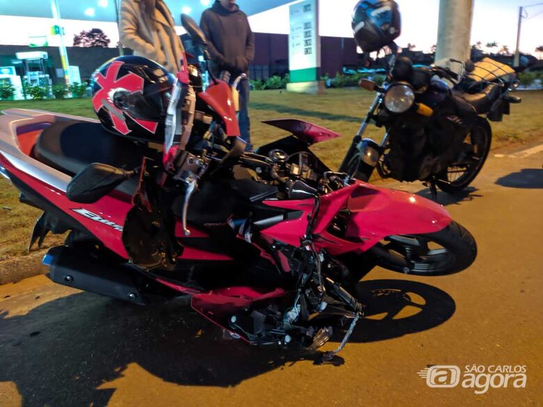 Motociclista fica ferido após acidente na região do Damha - Crédito: Maycon Maximino