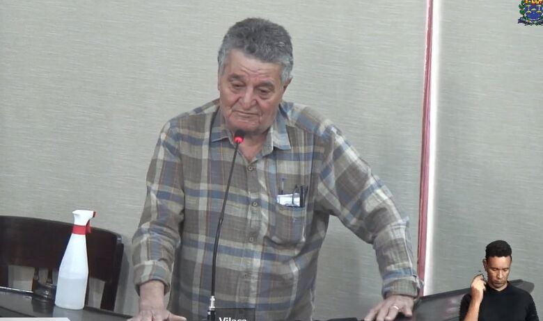 Edson Fermiano anunciou a saída do governo Airton Garcia - Crédito: Reprodução/TV Câmara