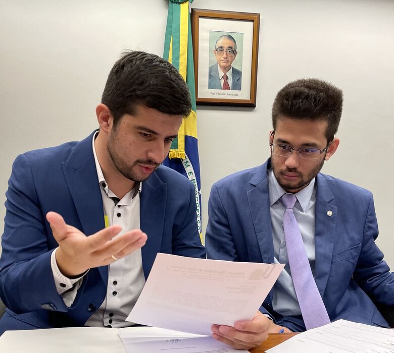 Vereador Bruno Zancheta cobra recursos para São Carlos em Brasília - 