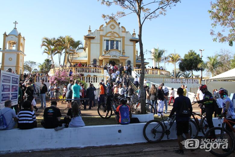 Após dois anos, Santuário da Aparecidinha recebe fiéis; veja fotos - Crédito: Maycon Maximino/São Carlos Agora