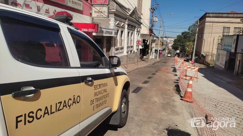 Uma faixa da rua Dona Alexandrina será liberada para o trânsito - Crédito: Divulgação