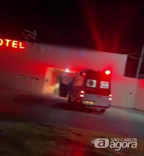 Homem morre em quarto de motel em Araraquara - 
