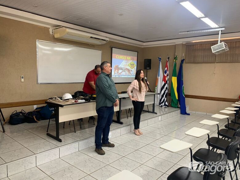 Prefeitura oferece cursos de Normas Regulamentadoras NR10 e NR35 para os servidores públicos -