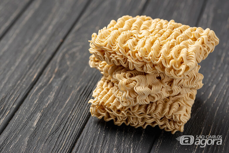 Macarrão Instantâneo - Crédito: Freepik