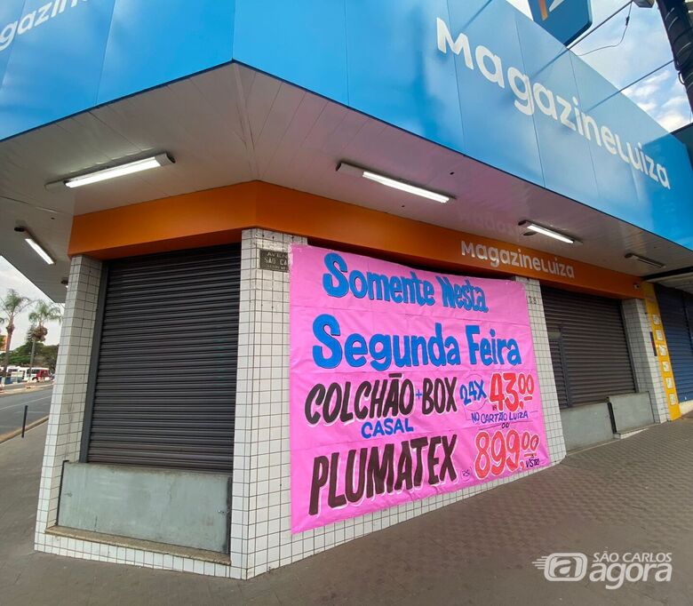 Nesta segunda feira (05) colchão de casal com molas ensacadas, mais cama Box por R$ R$ 43,00 mensais no Magalu  - 