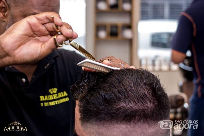 Barbearia 7 de Setembro completa 5 anos e sorteia brindes - Crédito: divulgação
