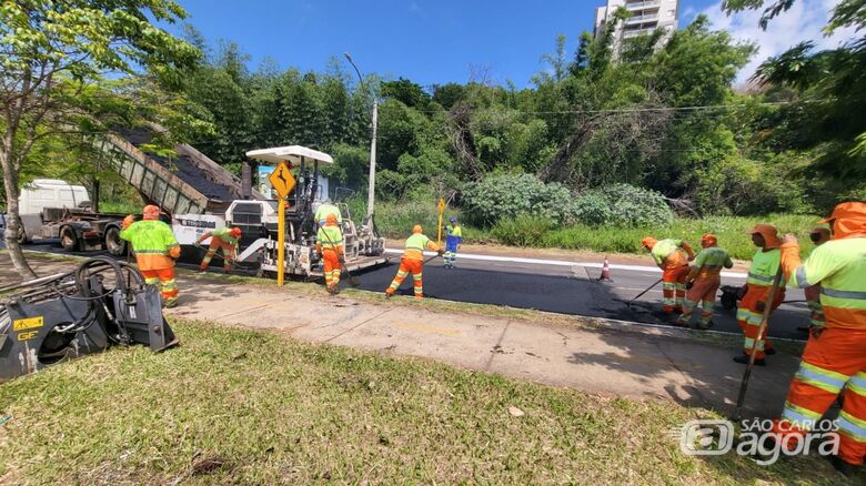 Recape sendo realizado na avenida Fco Pereira Lopes - Crédito: divulgação