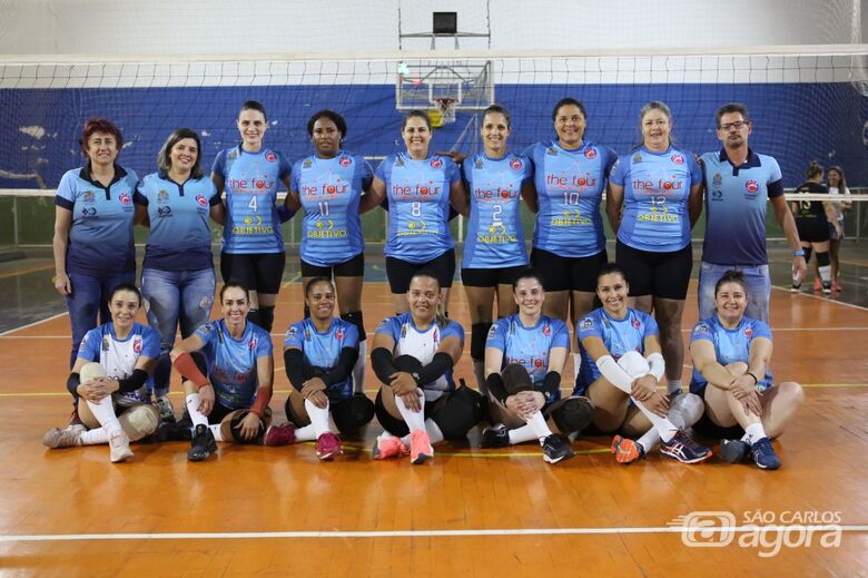 Equipe da técnica Sandra Mara busca a vitória para encerrar o ano com o bronze na APV - Crédito: Zé_Photografic