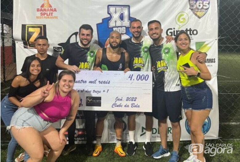 Ao final da competição, Douglas comemorou a conquista do torneio ocorrido em Jaú - Crédito: Divulgação