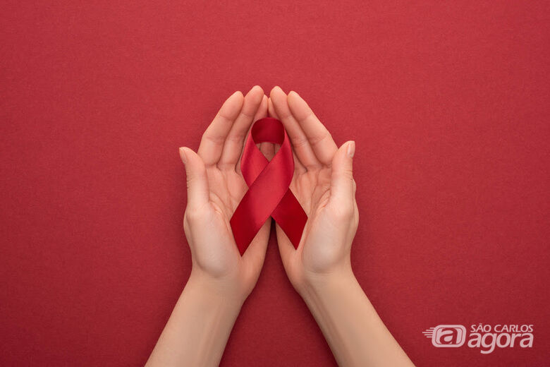 Qual a diferença entre HIV e AIDS? -