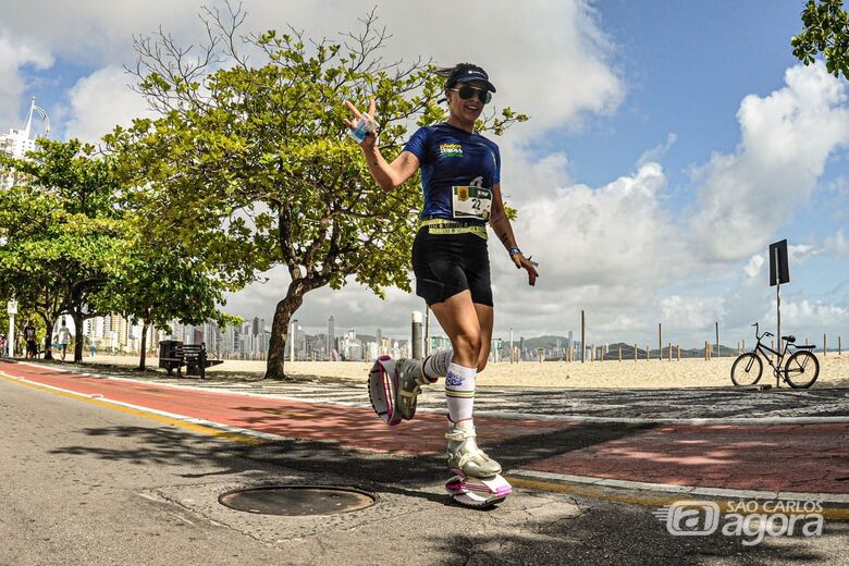 Aline durante a prova em Camboriú: um 'debut' em grande estilo - Crédito: Divulgação