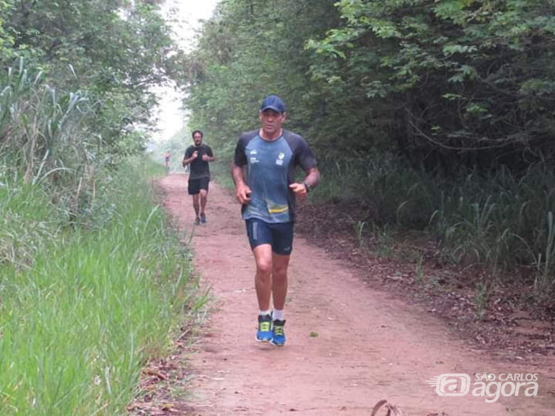 Tomé é atleta amador e um apaixonado por triathlon: “poder estar na São Silvestre é uma sensação de gratidão e satisfação” - Crédito: Divulgação