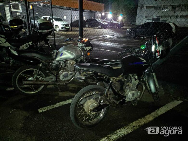 As motos furtadas foram apreendidas pela Força Tática - Crédito: Maycon Maximino
