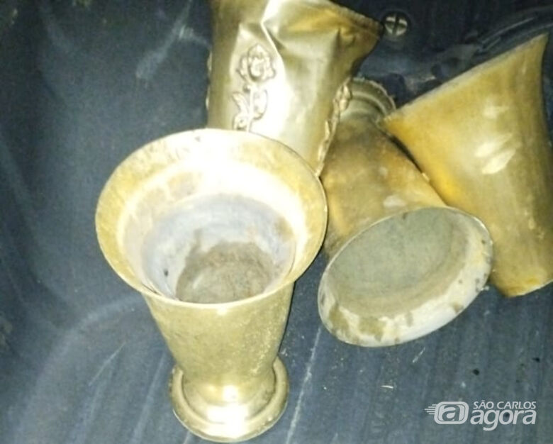 Ladrão é flagrado cometendo furto no cemitério de Ibaté -