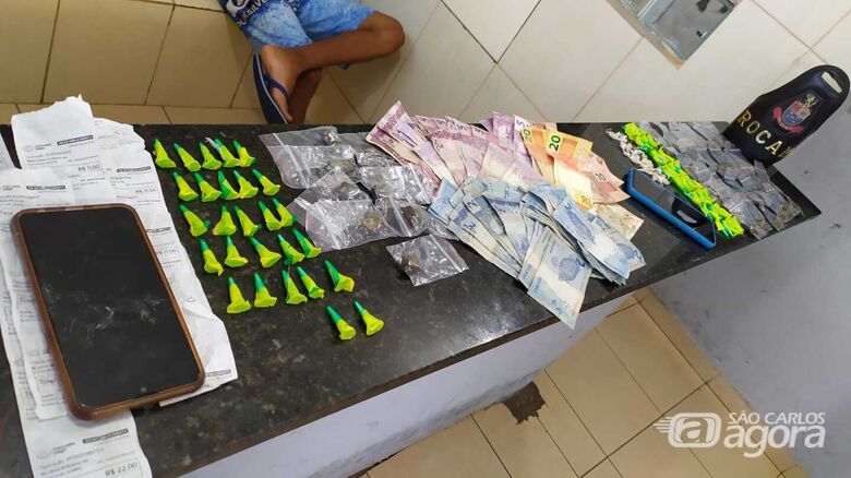 ROCAM surpreende adolescente com drogas no Antenor Garcia - Crédito: Maycon Maximino