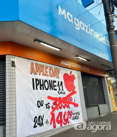 Apple Day no Magalu: IPhone 11 64GB por R$ 2.969,10 ou R$ 149,90 mensais - Crédito: divulgação