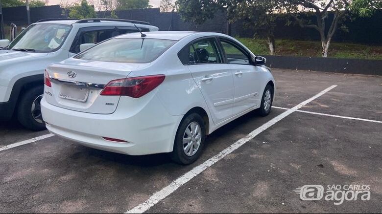 Força Tática flagra adolescentes com carro furtado - 