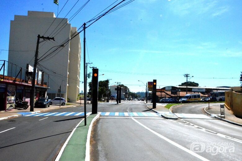 Pedintes agem em semáforos da cidade - Crédito: arquivo